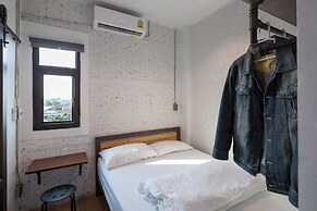 Yindee Travellers Lodge