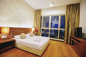 Regalia Residence @ KLCC View Sky Pool by MC