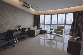 Regalia Residence @ KLCC View Sky Pool by MC