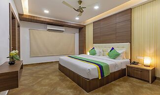 Treebo Grand Canyon By D2V