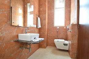 Hotel Sapphire World