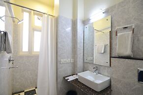 Hotel Sapphire World