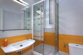 BarcelonaForRent The Living Apartment