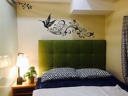 Grace at Mckinley Hill Global City