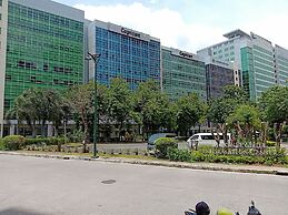 Grace at Mckinley Hill Global City