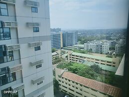 Grace at Mckinley Hill Global City