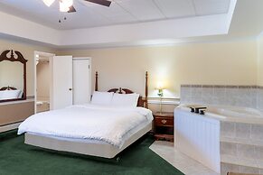 Sara Placid Inn & Suites