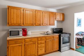 Sara Placid Inn & Suites