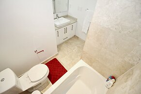 Presidential 3Br Condo - Core Downtown