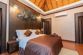 Khum Damnoen Resort