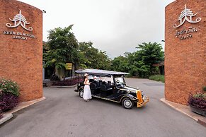 Khum Damnoen Resort