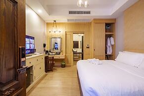 Khum Damnoen Resort