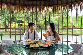 Khum Damnoen Resort