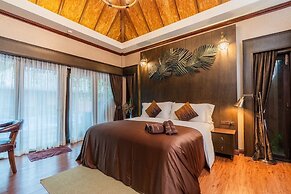Khum Damnoen Resort