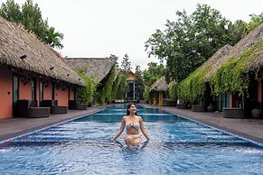 Khum Damnoen Resort