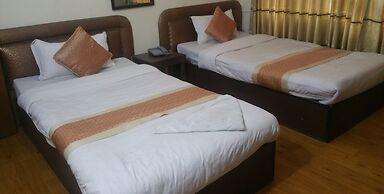 Hotel Holy Temple Tree & Chautari Cafe