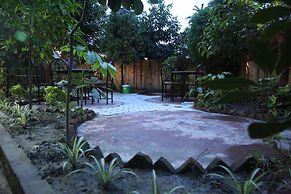 Hotel Holy Temple Tree & Chautari Cafe