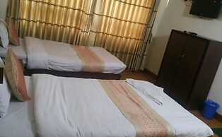 Hotel Holy Temple Tree & Chautari Cafe