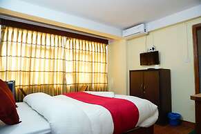 Hotel Holy Temple Tree & Chautari Cafe