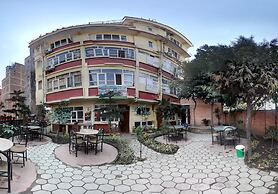 Hotel Holy Temple Tree & Chautari Cafe