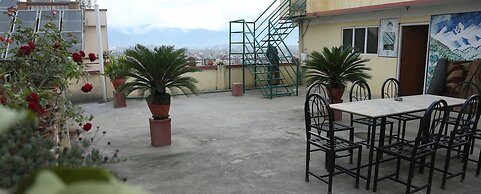 Hotel Holy Temple Tree & Chautari Cafe
