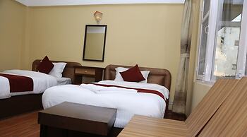 Hotel Holy Temple Tree & Chautari Cafe