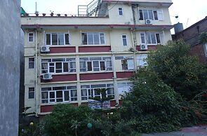 Hotel Holy Temple Tree & Chautari Cafe