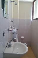 Hotel Holy Temple Tree & Chautari Cafe