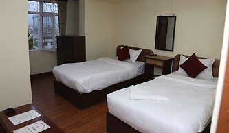 Hotel Holy Temple Tree & Chautari Cafe