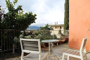 Artists' Colony Inn Zefat