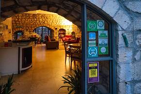 Artists' Colony Inn Zefat