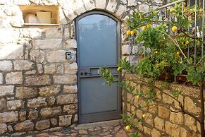 Artists' Colony Inn Zefat