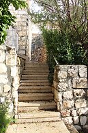 Artists' Colony Inn Zefat