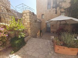 Artists' Colony Inn Zefat