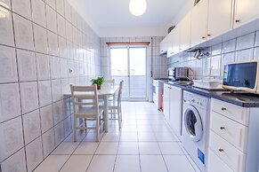 House and People - Quinta da Armada