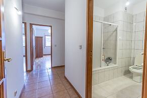 House and People - Quinta da Armada