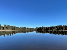 Schott’s Lake Conference & Resort