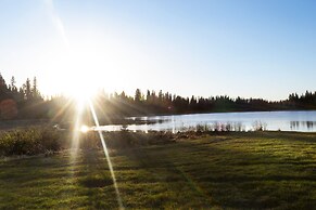 Schott’s Lake Conference & Resort