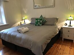 Ambrosia Holiday Home