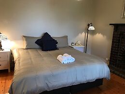 Ambrosia Holiday Home