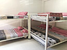 Antipolo Beach Haus Main