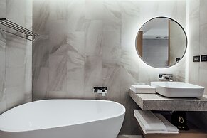 Harbour 10 Hotel