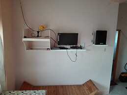 Antipolo Beach Haus Annex