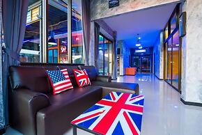 Mountain Field Pool Villa Cha-am