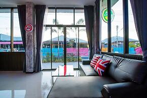 Mountain Field Pool Villa Cha-am