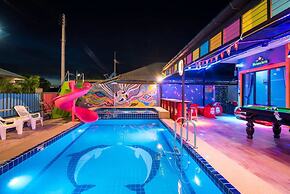 Mountain Field Pool Villa Cha-am