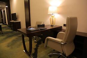 The Huiting Collection