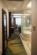 The Huiting Collection