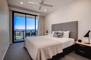 Iconic Kirra Beach Resort