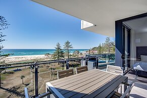 Iconic Kirra Beach Resort